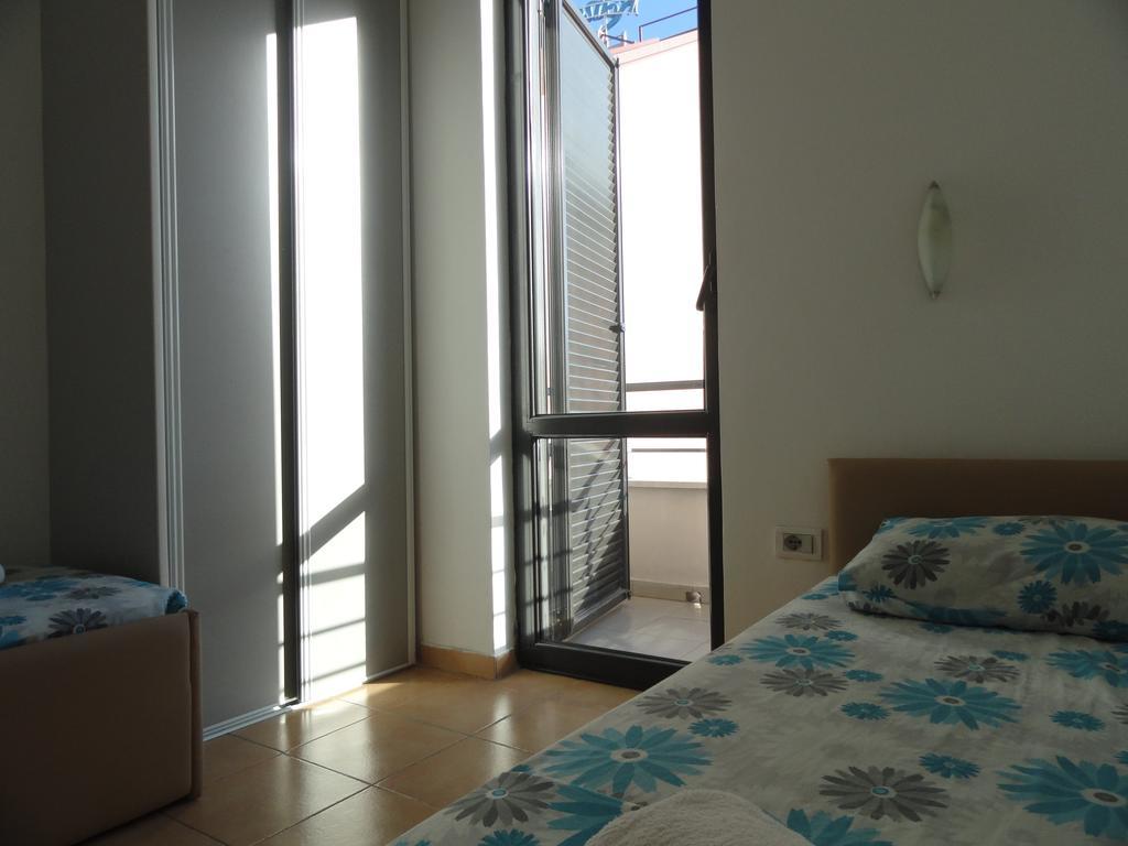 Apartments Mare Будва Екстер'єр фото