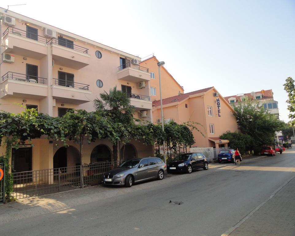Apartments Mare Будва Екстер'єр фото