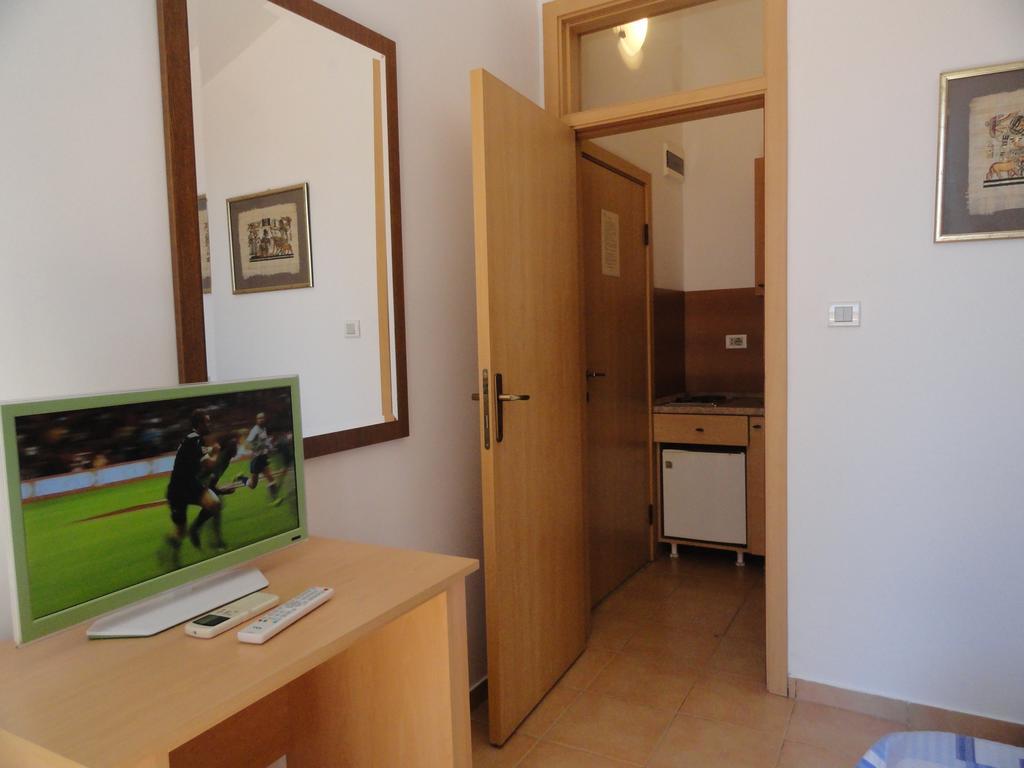 Apartments Mare Будва Екстер'єр фото