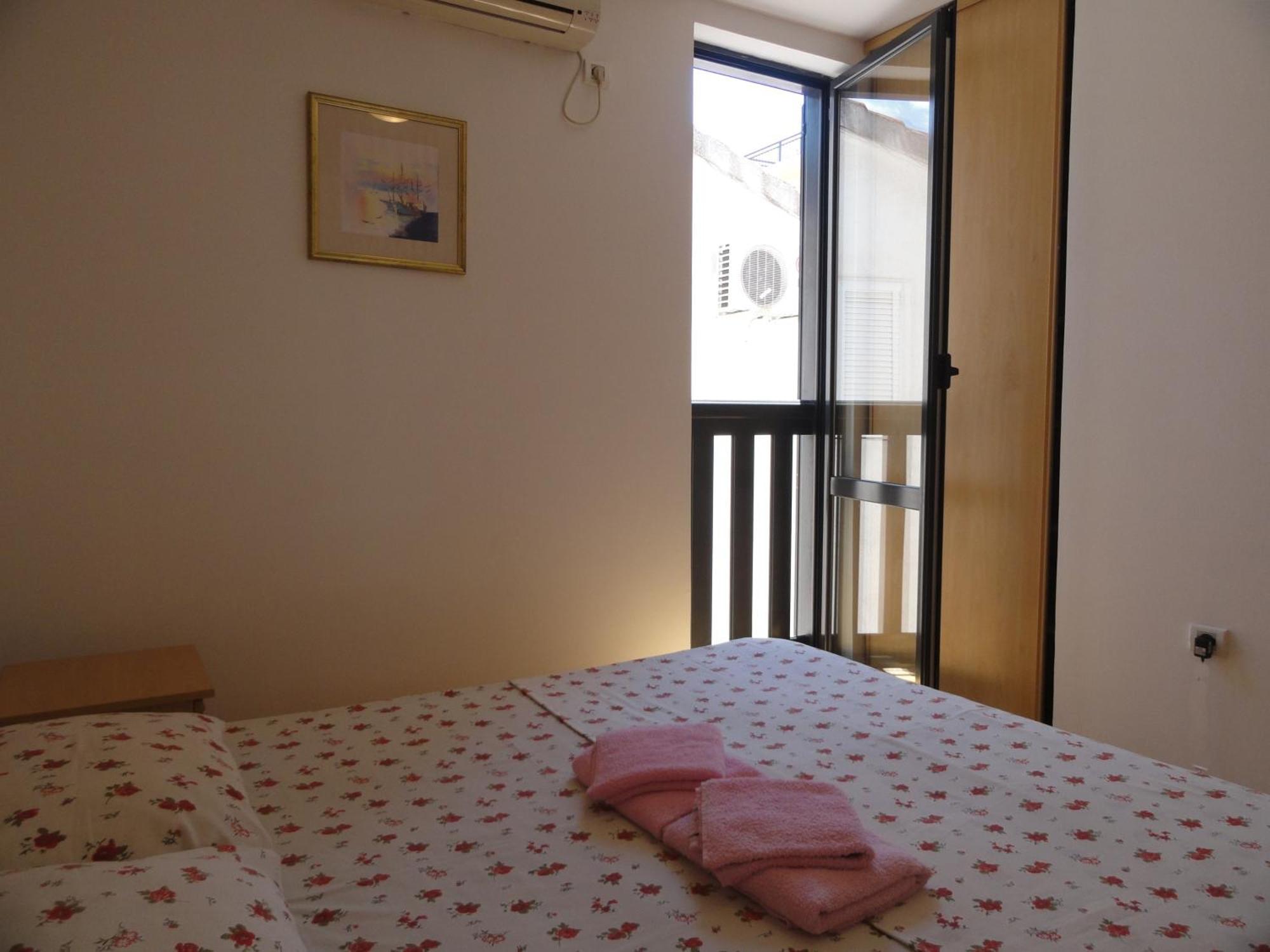 Apartments Mare Будва Екстер'єр фото